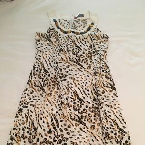 Short sleeveless dress